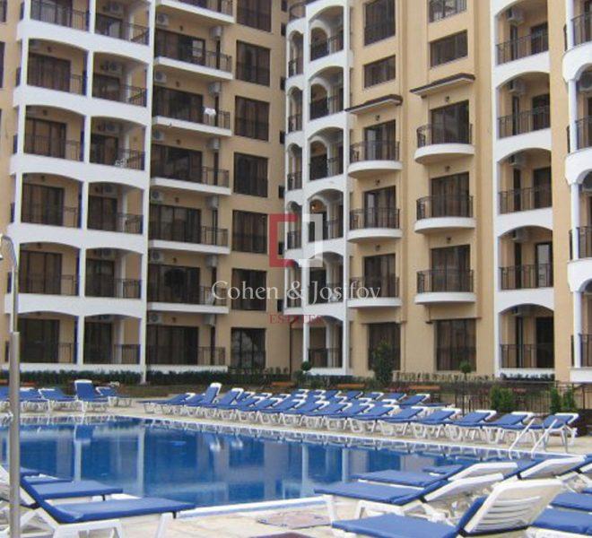 apartment-golden-sands1